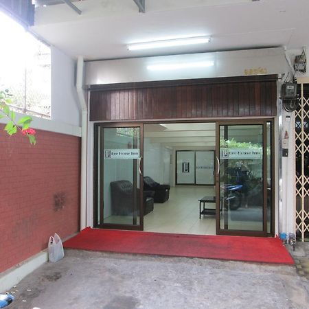 Lee House Inn Bangkok Ngoại thất bức ảnh